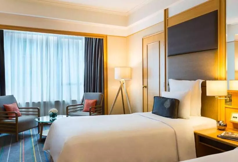 Fotos del hotel Renaissance Riverside  Saigon:  12