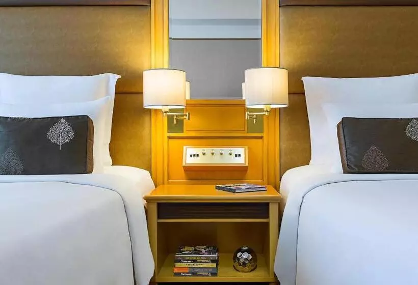 Fotos del hotel Renaissance Riverside  Saigon:  23