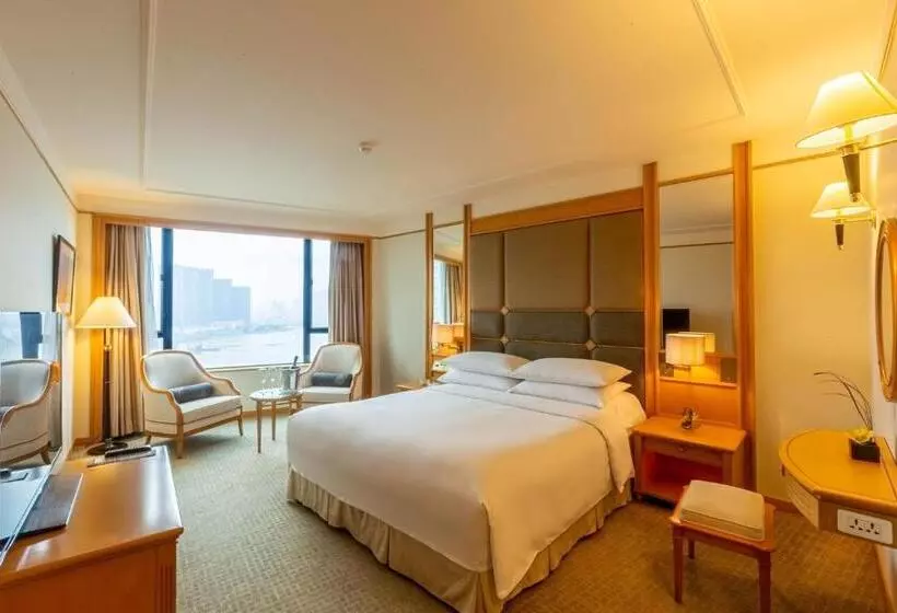 Fotos del hotel Renaissance Riverside  Saigon:  9