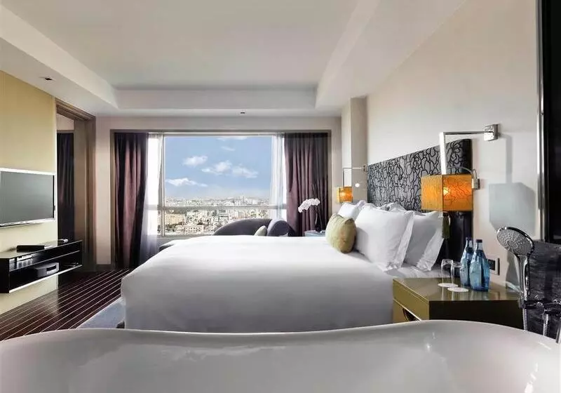 Fotos del hotel Sofitel Saigon Plaza:  2