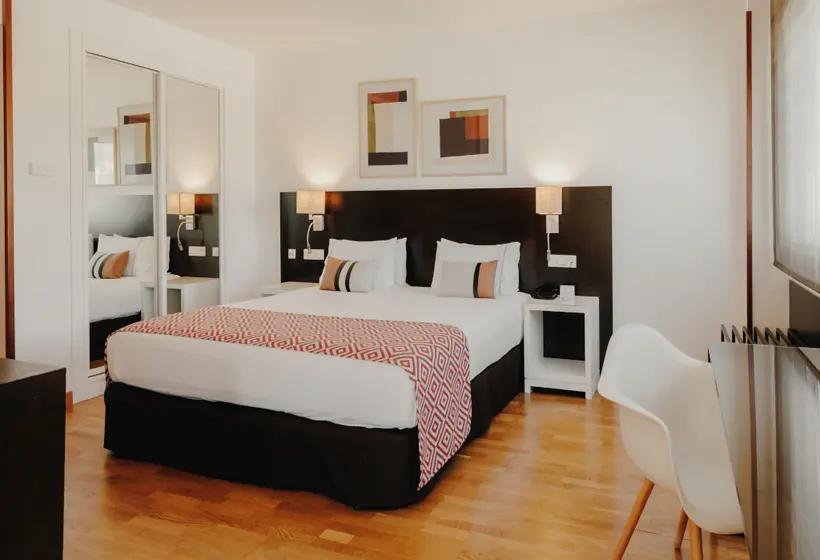 Fotos del hotel Rafaelhoteles Atocha:  3