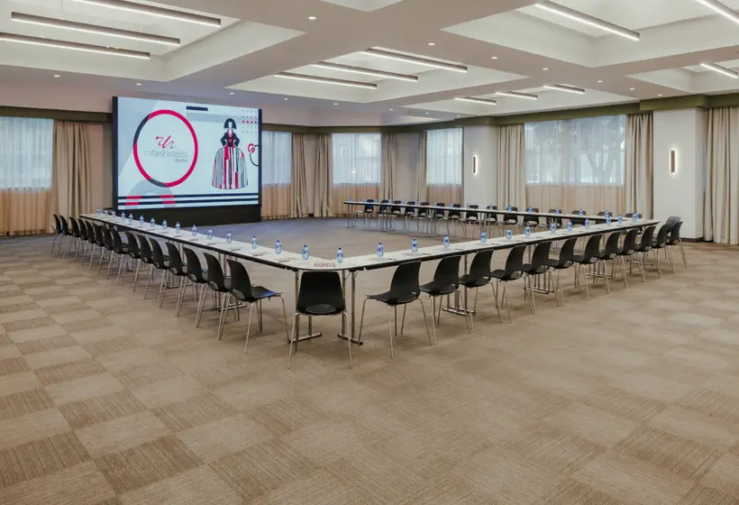 Fotos del hotel Rafaelhoteles Atocha:  8