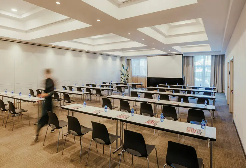 Fotos del hotel Rafaelhoteles Atocha:  12