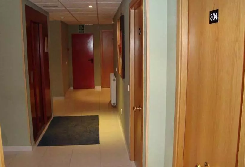 Fotos del hotel Guineu:  14