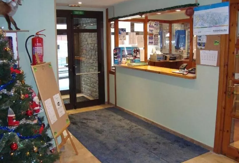 Fotos del hotel Guineu:  2