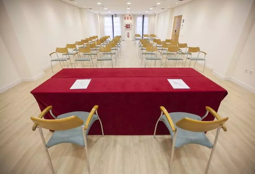 Fotos del hotel Holiday Inn Express Ciudad De Las Ciencias, An Ihg:  7