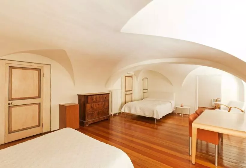 Fotos del hotel Residenza D Epoca Di Palazzo Cicala:  11