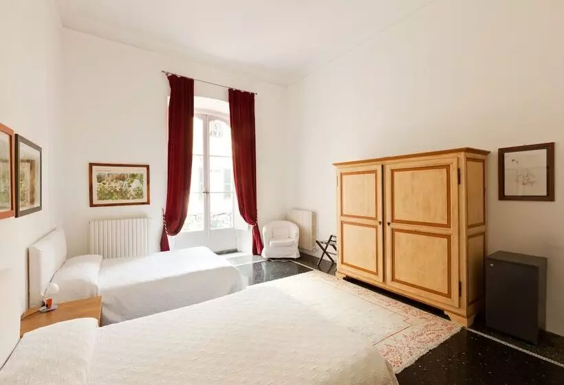 Fotos del hotel Residenza D Epoca Di Palazzo Cicala:  6