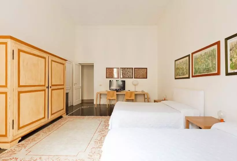 Fotos del hotel Residenza D Epoca Di Palazzo Cicala:  5