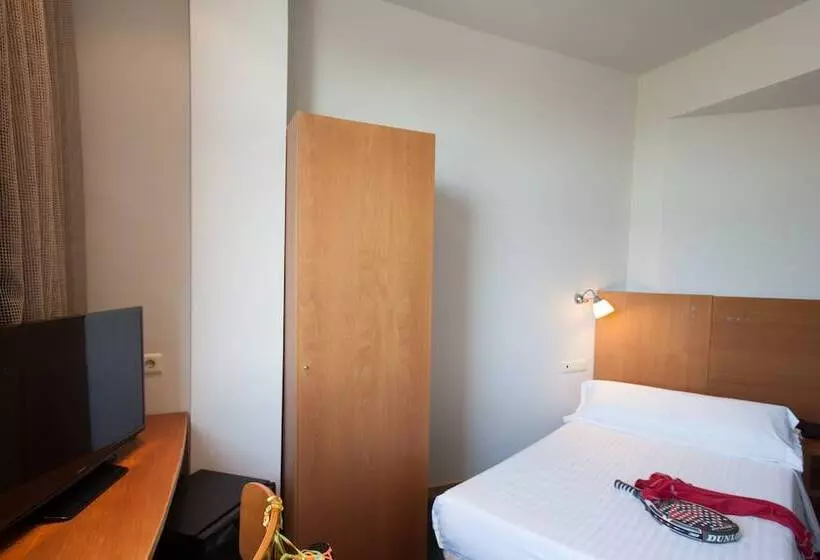 Fotos del hotel Porta De Gallecs:  2