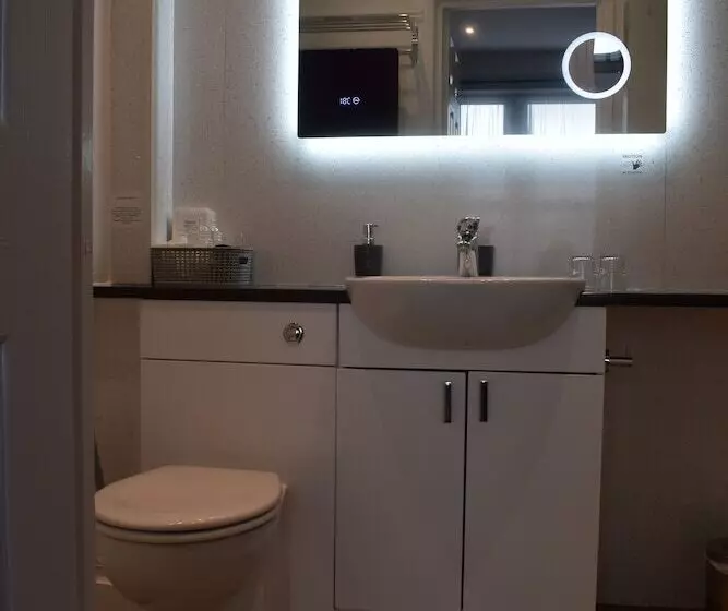 Fotos del hotel Acorn Lodge:  9