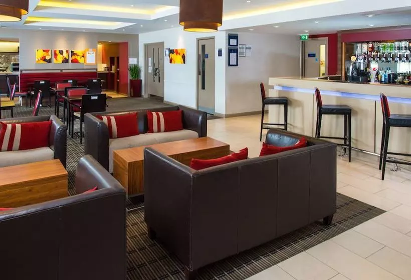 Fotos del hotel Holiday Inn Express Derby Pride Park, An Ihg:  2