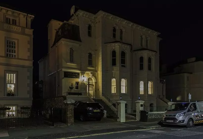 Fotos del hotel The Sheldon B&b  Free Private Parking:  20