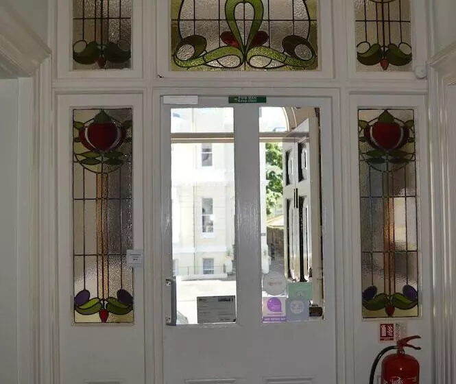 Fotos del hotel The Sheldon B&b  Free Private Parking:  13