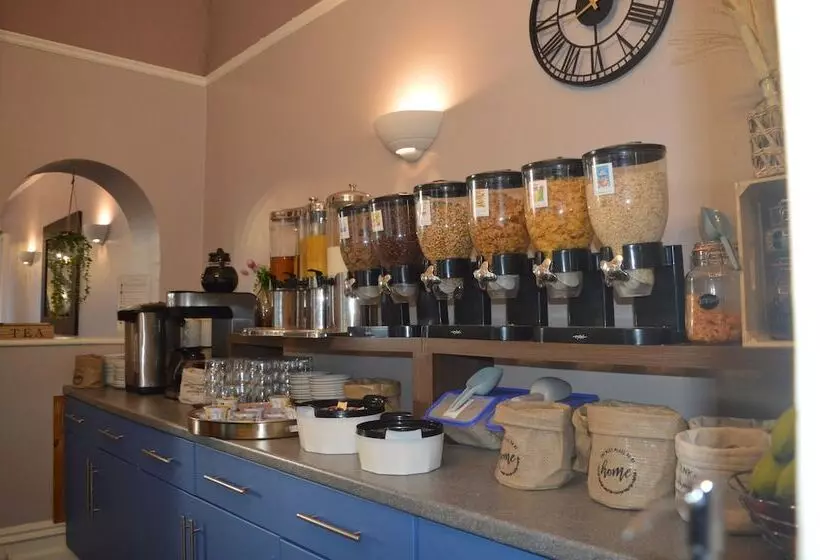 Fotos del hotel The Sheldon B&b  Free Private Parking:  3