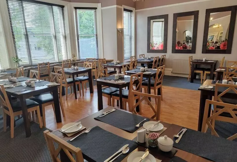 Fotos del hotel The Sheldon B&b  Free Private Parking:  2