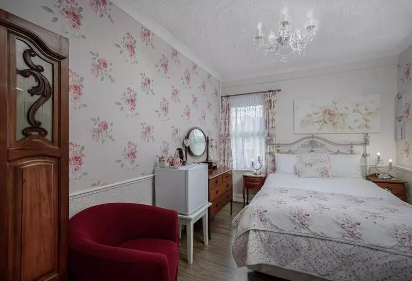 The Wescoe Guesthouse