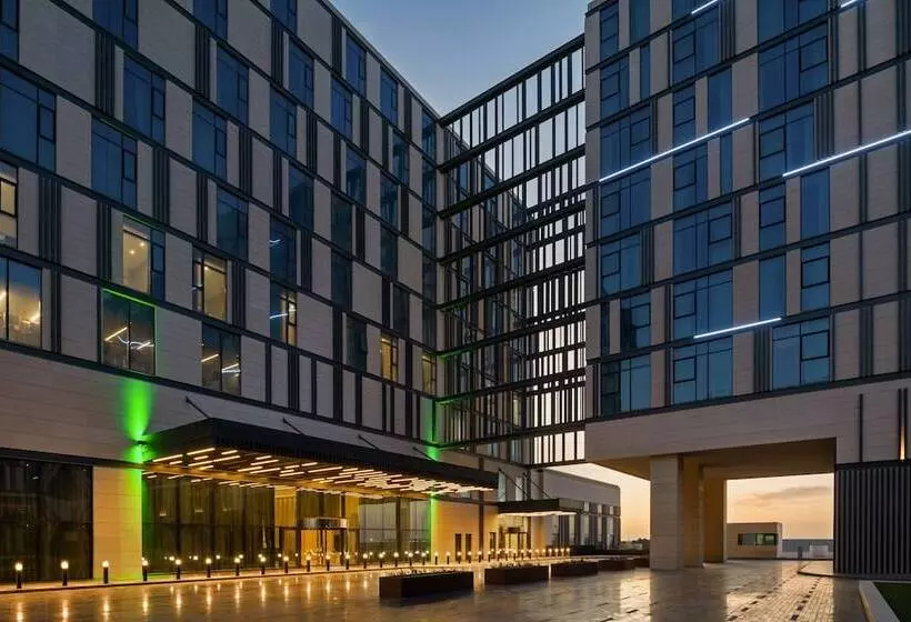 Fotos del hotel Holiday Inn Dubai Almaktoum Airport, An Ihg:  39