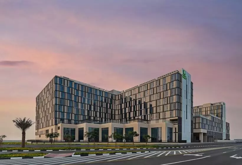 Fotos del hotel Holiday Inn Dubai Almaktoum Airport, An Ihg:  40