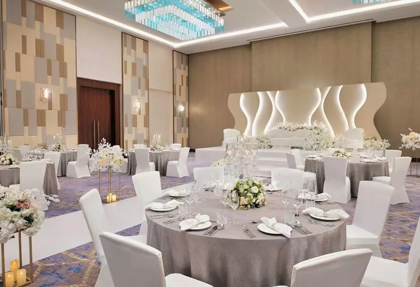 Fotos del hotel Holiday Inn Dubai Almaktoum Airport, An Ihg:  42