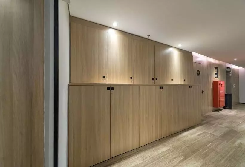 Fotos del hotel Yellow Bee Tanah Abang:  11