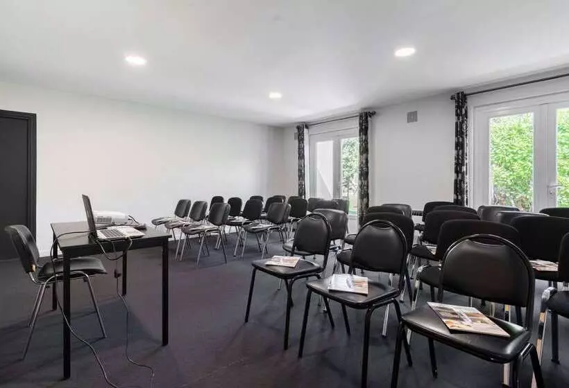 Fotos del hotel Brit Hotel Avignon Sud Le Calendal:  12