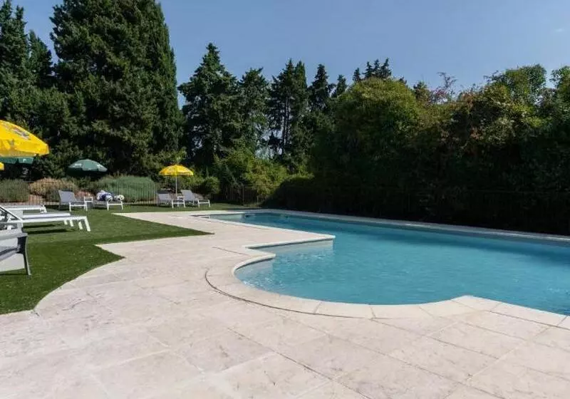 Fotos del hotel Brit Hotel Avignon Sud Le Calendal:  2