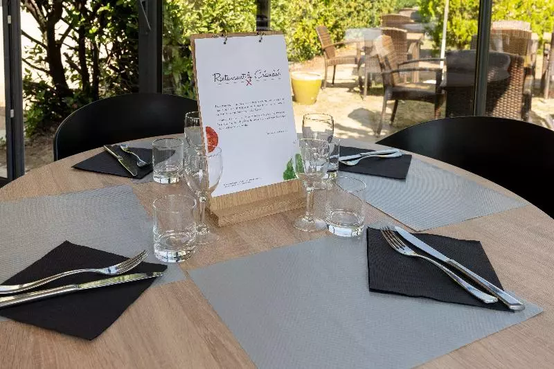 Fotos del hotel Brit Hotel Avignon Sud Le Calendal:  17