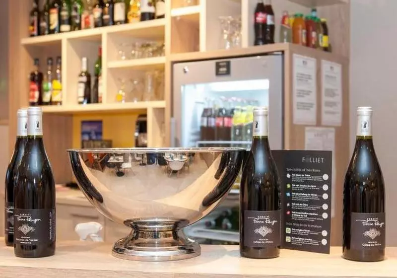 Fotos del hotel Brit Hotel Avignon Sud Le Calendal:  4