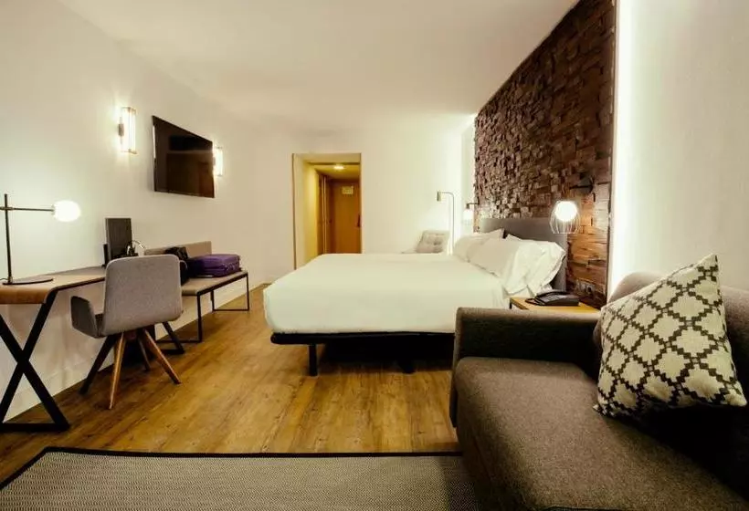 Fotos del hotel YOMO Centric:  15