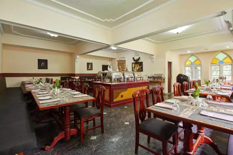 Fotos del hotel Fort Munnar:  33