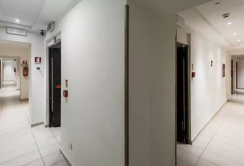 Fotos del hotel California:  24