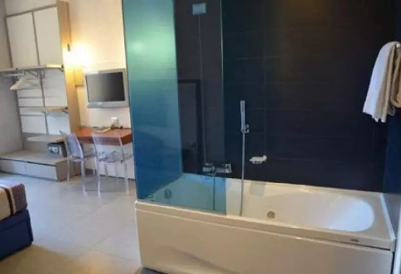 Fotos del hotel California:  8