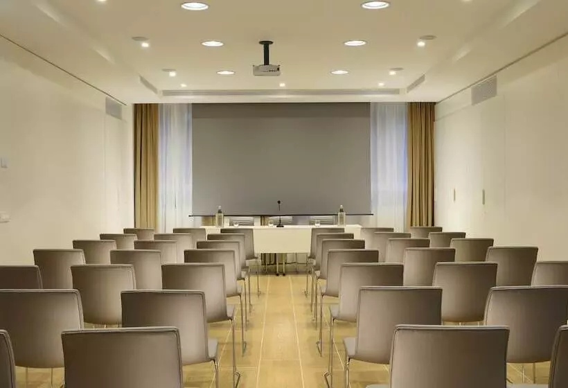 Fotos del hotel Unas Century Milano:  8