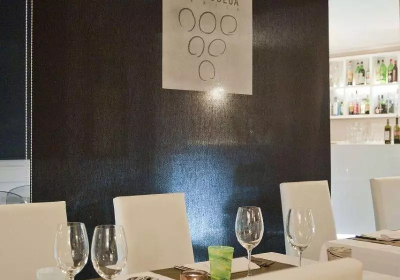 Fotos del hotel Graspo De Ua:  11