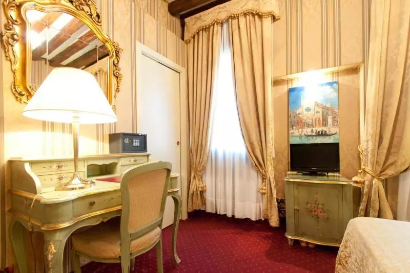 Fotos del hotel Graspo De Ua:  23