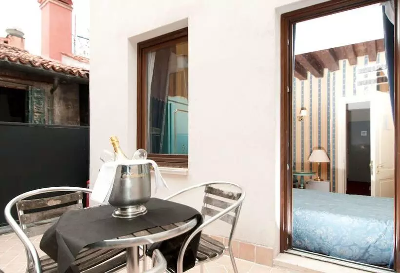 Fotos del hotel Graspo De Ua:  5