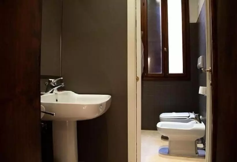 Fotos del hotel Graspo De Ua:  9