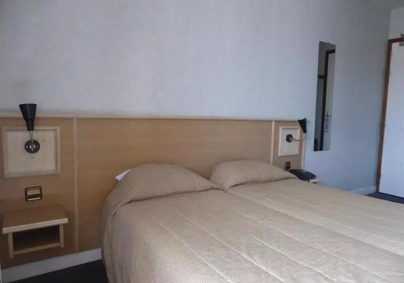 Fotos del hotel De Paris Saint Georges:  10