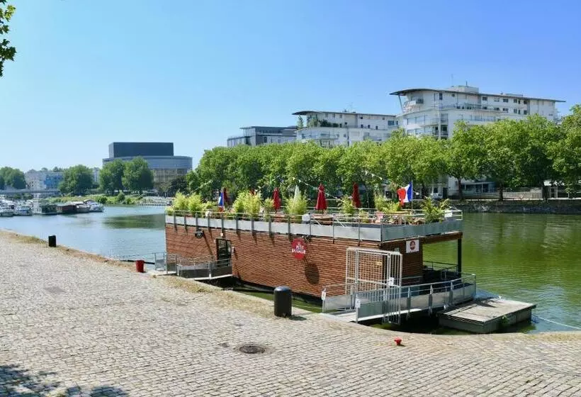 Fotos del hotel Mercure Nantes Centre Gare:  3