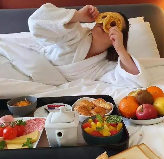 Fotos del hotel Mercure Nantes Centre Gare:  5