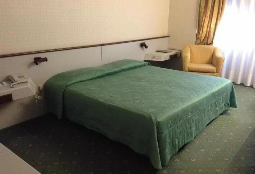 Fotos del hotel Maxim:  10