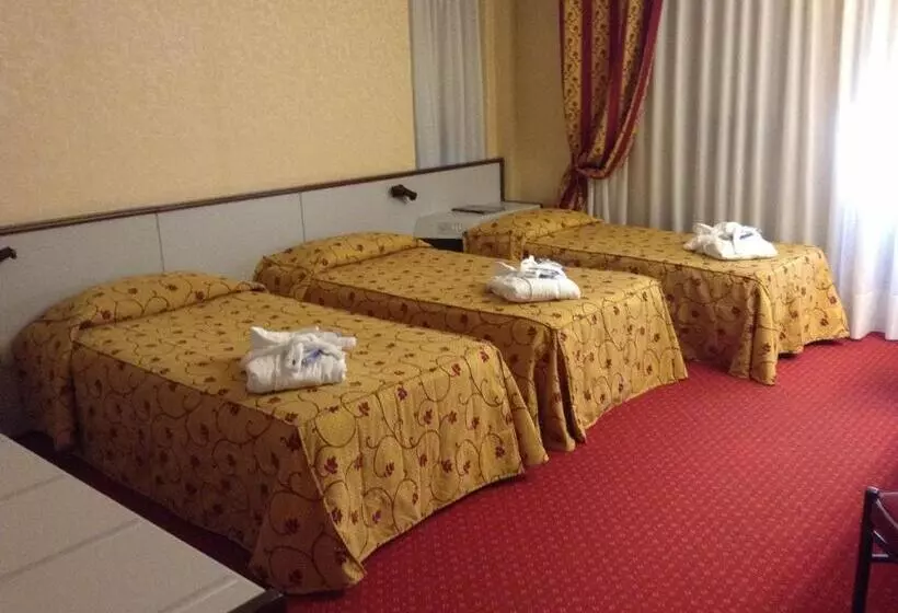 Fotos del hotel Maxim:  22