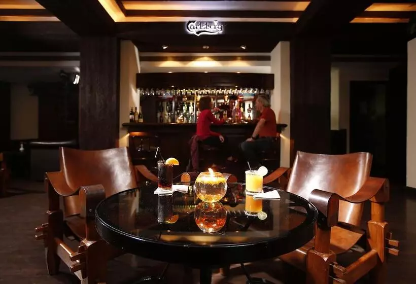 Fotos del hotel Royal Singi:  4