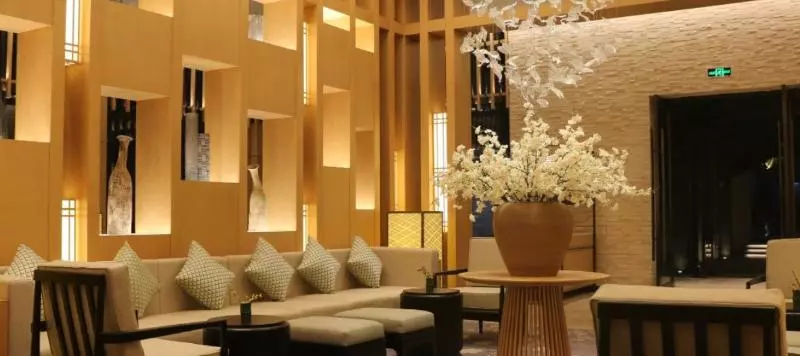 Fotos del hotel Howard Johnson Huashuiwan Hot Springs Resort Chengdu:  10