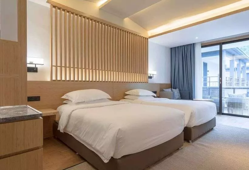 Fotos del hotel Howard Johnson Huashuiwan Hot Springs Resort Chengdu:  20