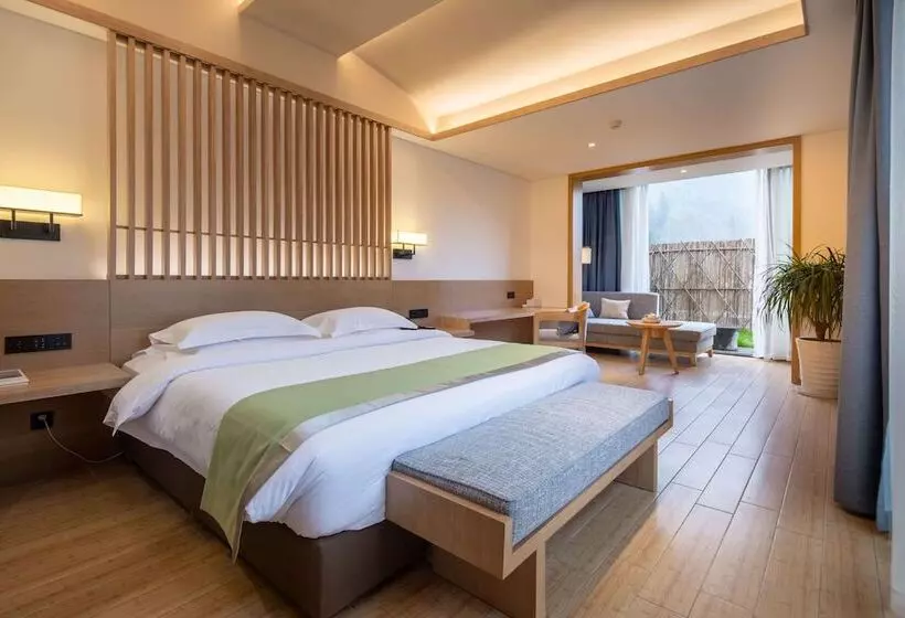 Fotos del hotel Howard Johnson Huashuiwan Hot Springs Resort Chengdu:  15