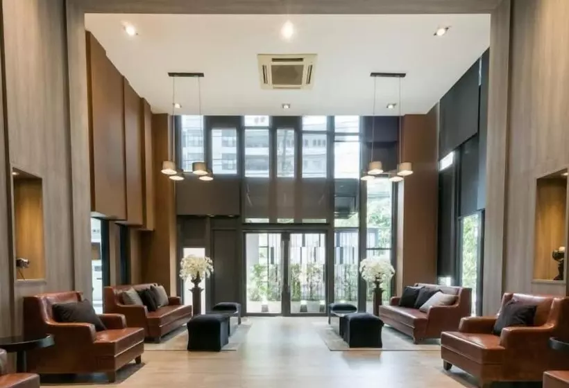 Fotos del hotel Dazzle Residence:  2
