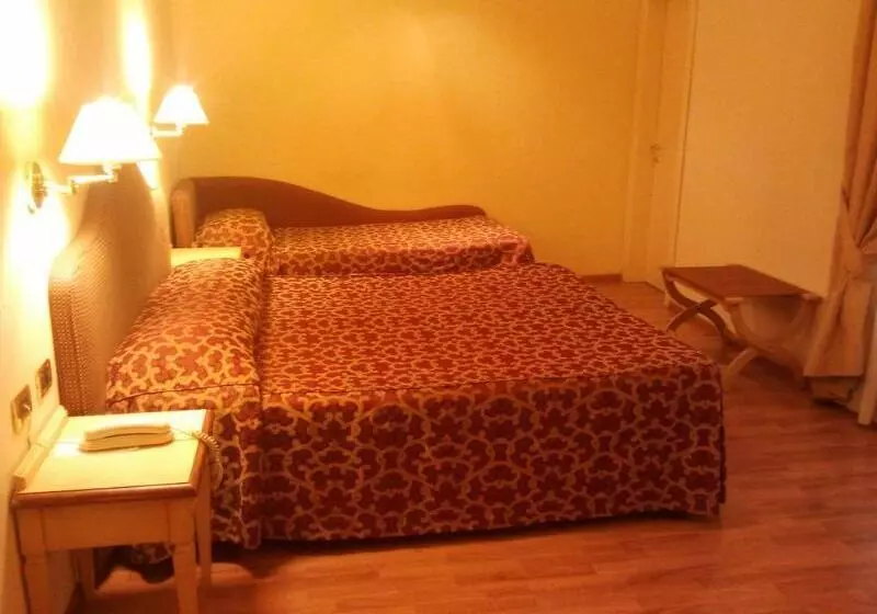 Fotos del hotel Benivieni:  14