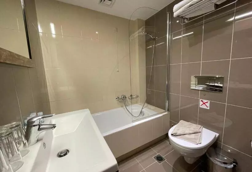 Fotos del hotel Fortezza:  8